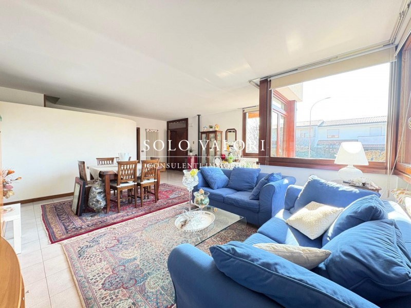 Rif. C351 – Villetta singola a Castelfranco Veneto (Frazione)

Per info: Marco 340 2242606

L’imm...