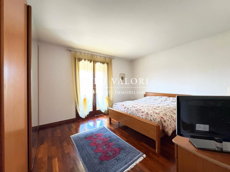 Rif. C351 – Villetta singola a Castelfranco Veneto (Frazione)

Per info: Marco 340 2242606

L’imm...