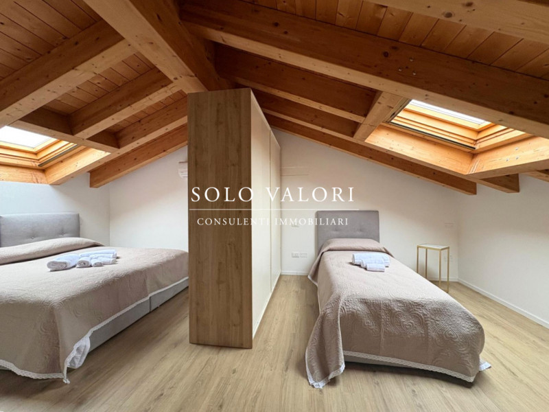 Rif. A931 – Mini appartamento su due livelli arredato – Castelfranco Veneto centro

 Per informaz...