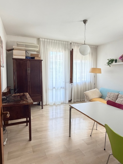 SAN BELLINO: in contesto residenziale, vicino ai principali servizi e mezzi, proponiamo appartame...