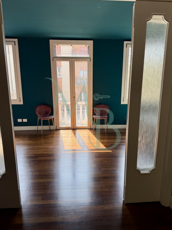 PADOVA – PORTA PORTELLO. Nel cuore di una delle zone più autentiche e ricercate della città, prop...