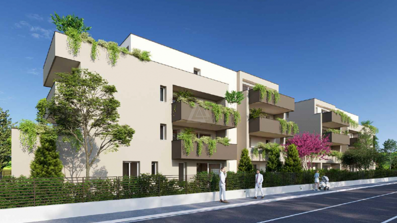 In elegante e ricercato contesto residenziale, comodo al centro di Thiene, proponiamo esclusivo a...