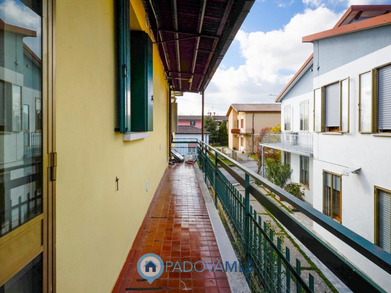 Immobile in esclusiva al Gruppo Padova MLS

In una delle zone residenziali più tranquille e richi...