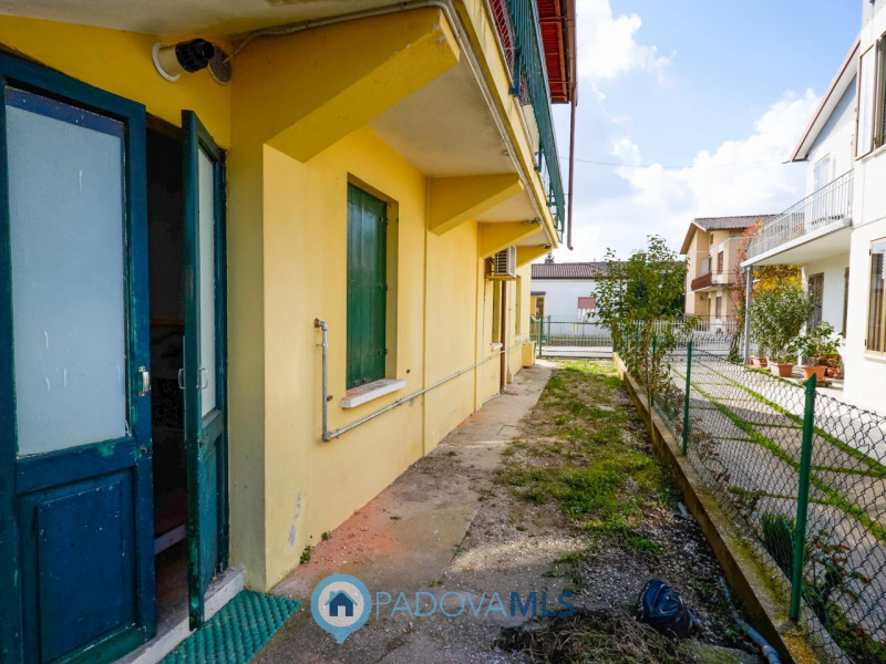 Immobile in esclusiva al Gruppo Padova MLS

In una delle zone residenziali più tranquille e richi...