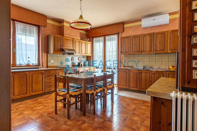ARZIGNANO – Quartiere Mantovano.
Stai cercando una casa singola, indipendente, con giardino priva...