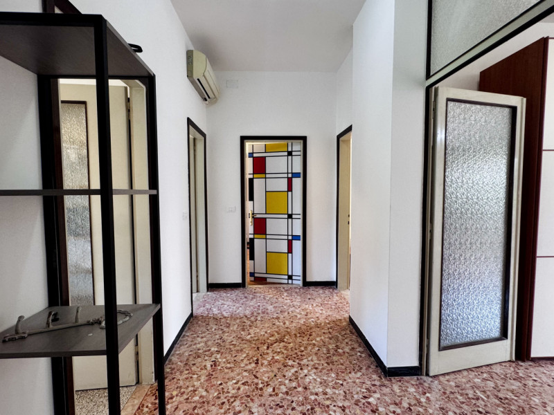 Treviso, zona San Lazzaro. Codice YA13

Stanza per studenti/studentesse in affitto a Treviso

Pro...