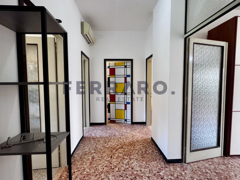 Treviso, zona San Lazzaro. Codice YA13

Stanza per studenti/studentesse in affitto a Treviso

Pro...