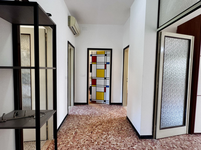 Treviso, zona San Lazzaro. Codice YA12

Stanza per studenti/studentesse in affitto a Treviso

Pro...