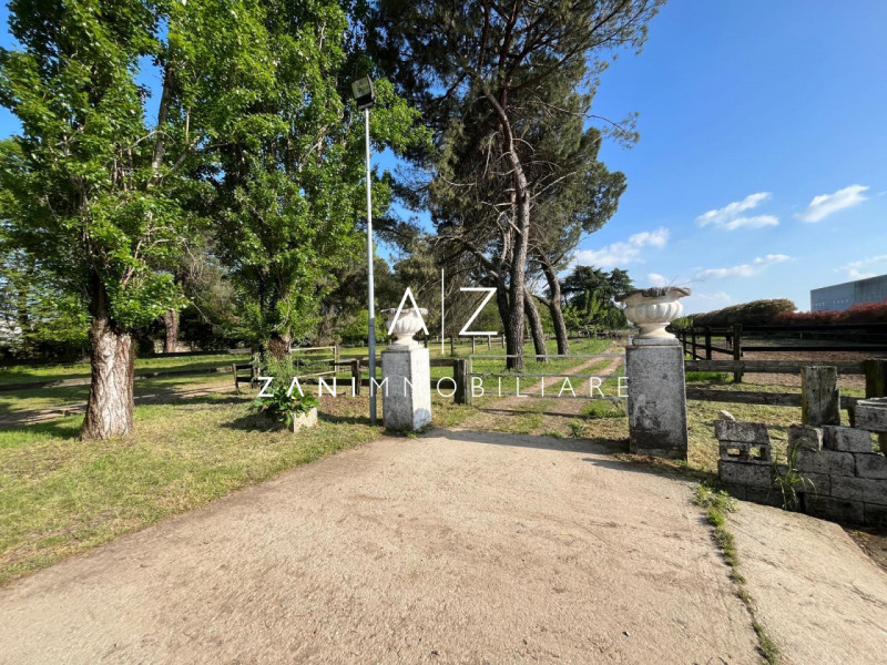 Proponiamo in vendita un’ampia proprietà nel comune di San Martino di Lupari, zona tranquilla e s...