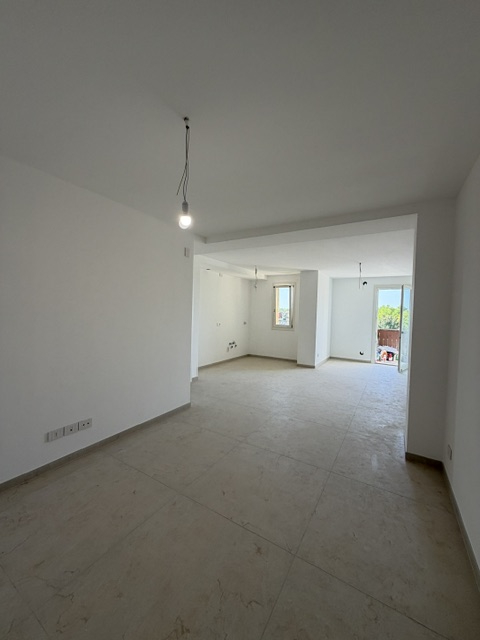 Vigodarzere zona centrale proponiamo nuovo appartamento  al 2° ed ultimo piano con ascensore.

L'...