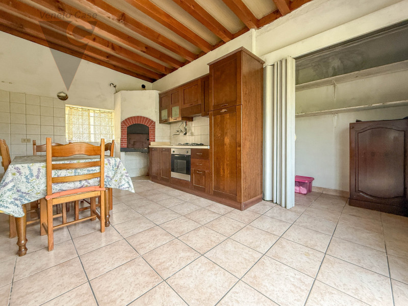 LOCALITA' CARPANE - CASA SINGOLA
Proponiamo in vendita, nella località Carpane, una casa singola ...