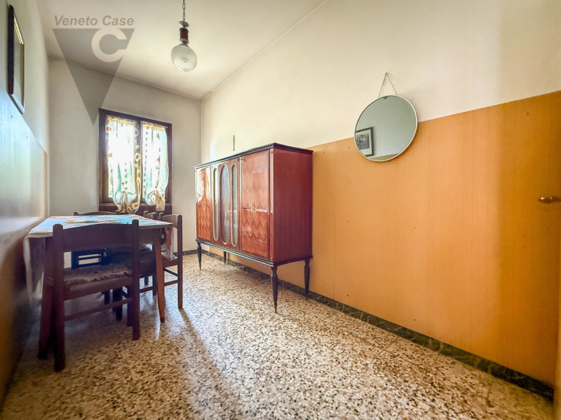 LOCALITA' CARPANE - CASA SINGOLA
Proponiamo in vendita, nella località Carpane, una casa singola ...