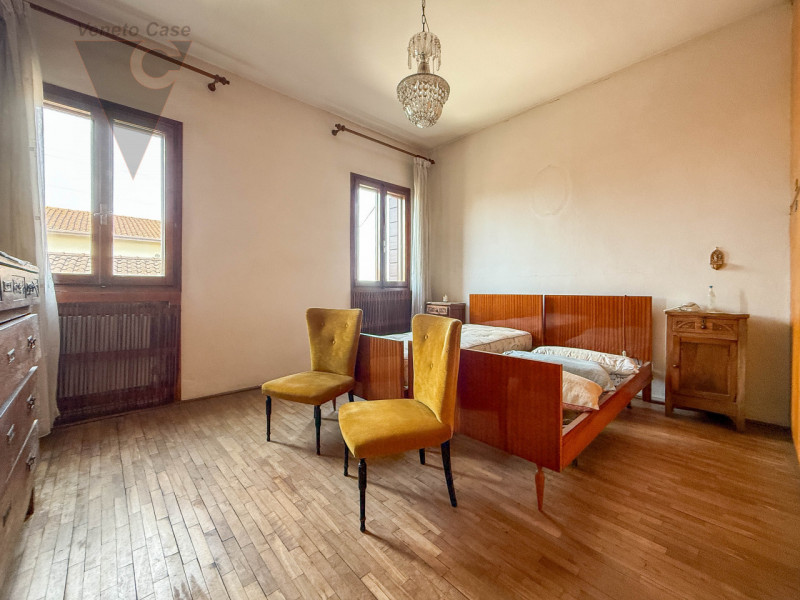 LOCALITA' CARPANE - CASA SINGOLA
Proponiamo in vendita, nella località Carpane, una casa singola ...