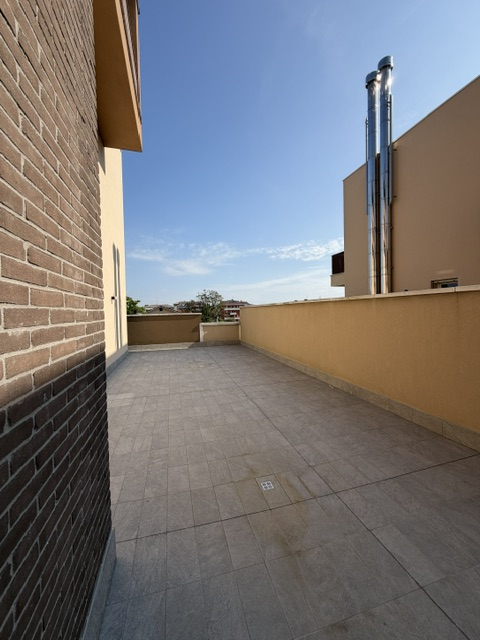 Vigodarzere zona centrale proponiamo nuovo appartamento  al 1° piano con ascensore.

La particola...