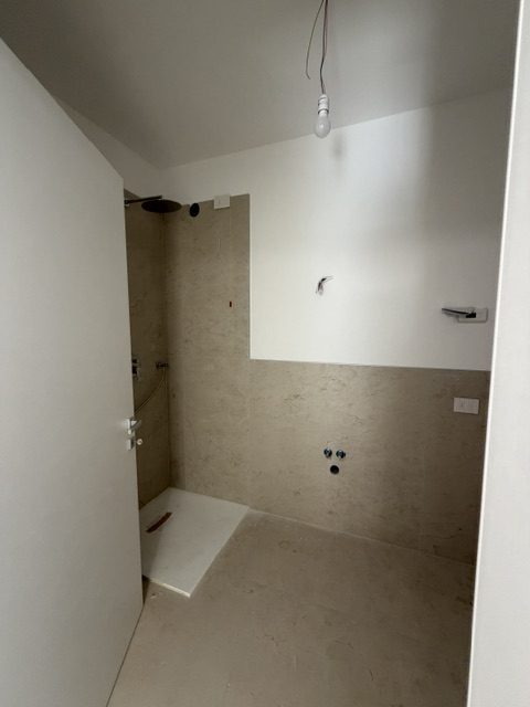 Vigodarzere zona centrale proponiamo nuovo appartamento  al 1° piano con ascensore.

La particola...