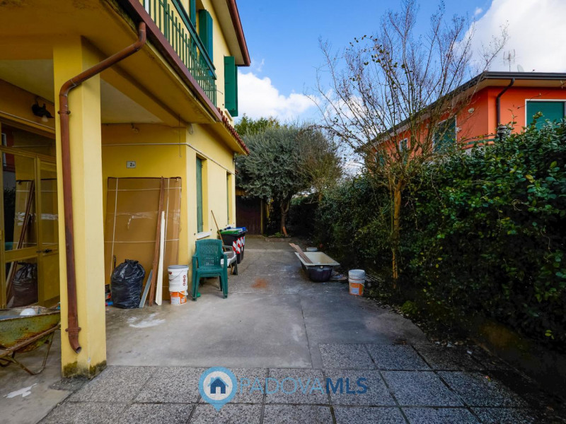 Immobile in esclusiva al Gruppo Padova MLS
In una delle zone residenziali più tranquille e richie...