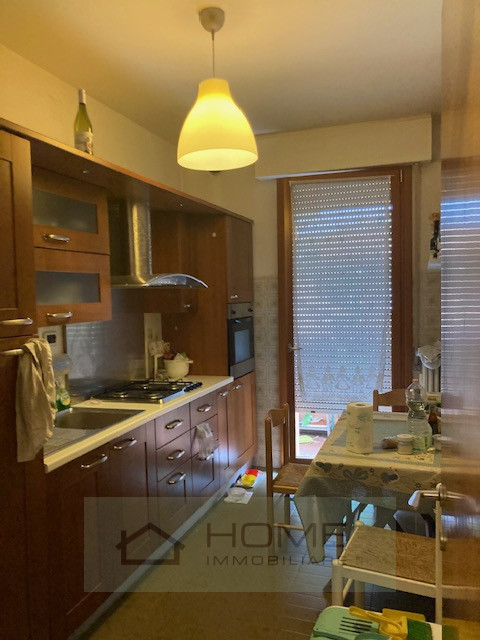 Affittasi Posto letto in stanza doppia con un altra ragazza. Luminoso e spazioso appartamento in ...