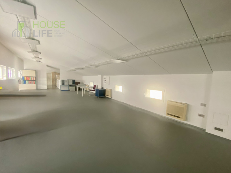 THIENE: in zona industriale e di facile accesso, IMMOBILE SINGOLO di 600 mq totali, disposto su d...