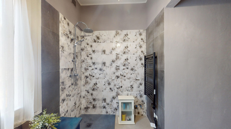 TI INVITIAMO A VISITARE PRIMA IL VIRTUL TOUR 3D DELL'APPARTAMENTO. COSI' POTRAI VISITARLO SOLO SE...