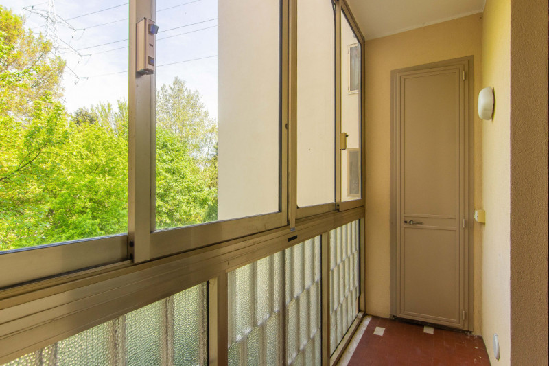 Appartamento sito al secondo piano e dotato di ascensore.
L’immobile è composto da un ingresso, s...