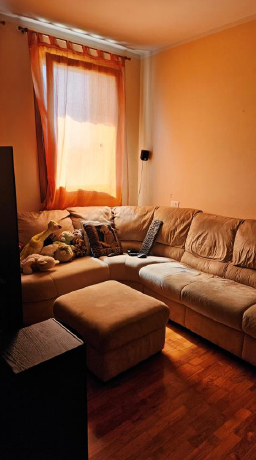 Rif. A.A.49-25

Vendita all'asta - appartamento al 1° piano con garage in data 29 maggio 2026

De...