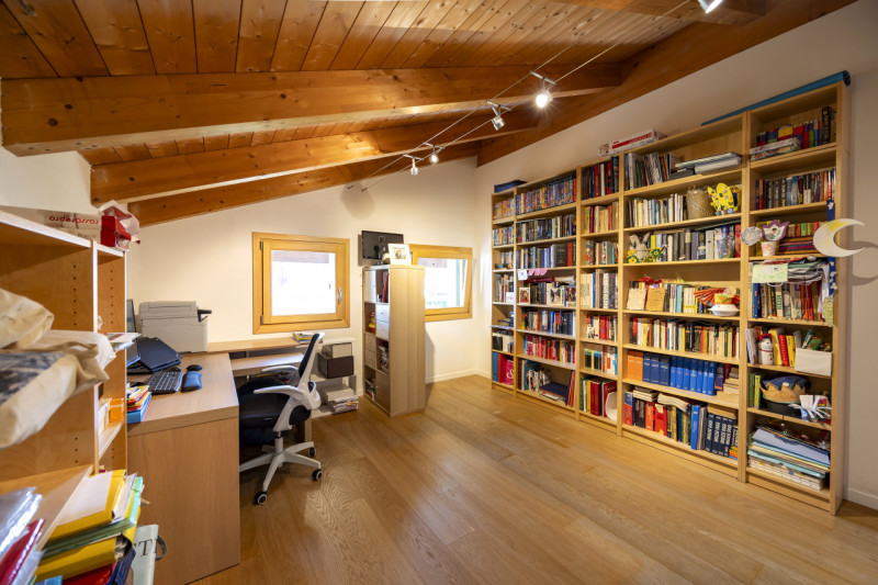 Porzione di recente costruzione ubicata a San Vito di Vigonza in un contesto immerso nel verde e ...