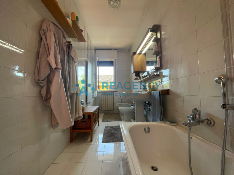 In una delle zone più tranquille e residenziali di Altavilla Vicentina, proponiamo in vendita que...