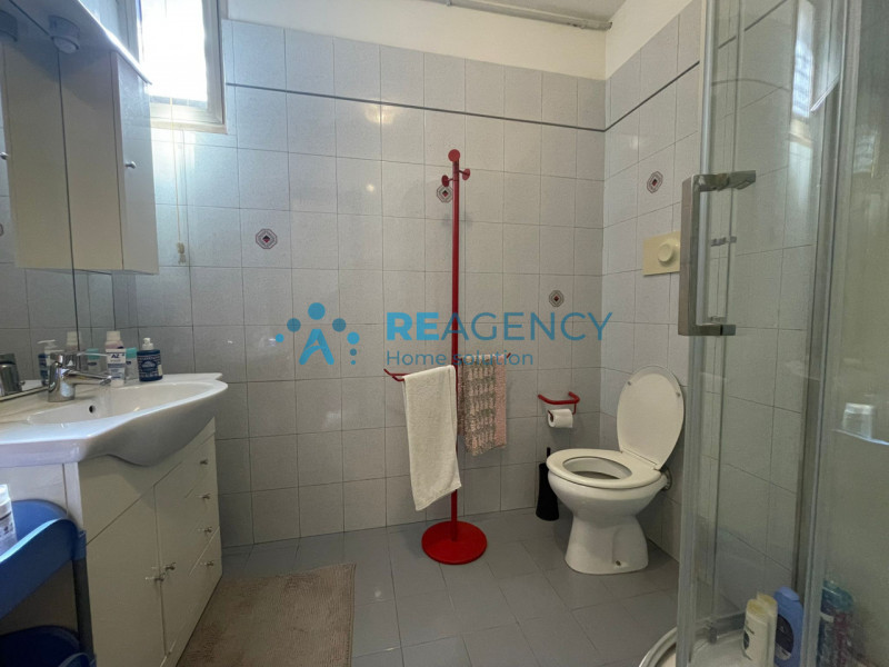 In una delle zone più tranquille e residenziali di Altavilla Vicentina, proponiamo in vendita que...