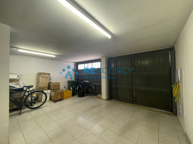 In una delle zone più tranquille e residenziali di Altavilla Vicentina, proponiamo in vendita que...