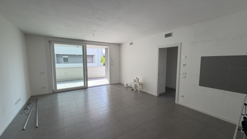 Scopri il tuo nuovo nido nel cuore di Perarolo, Vigonza! Ti presentiamo un esclusivo appartamento...