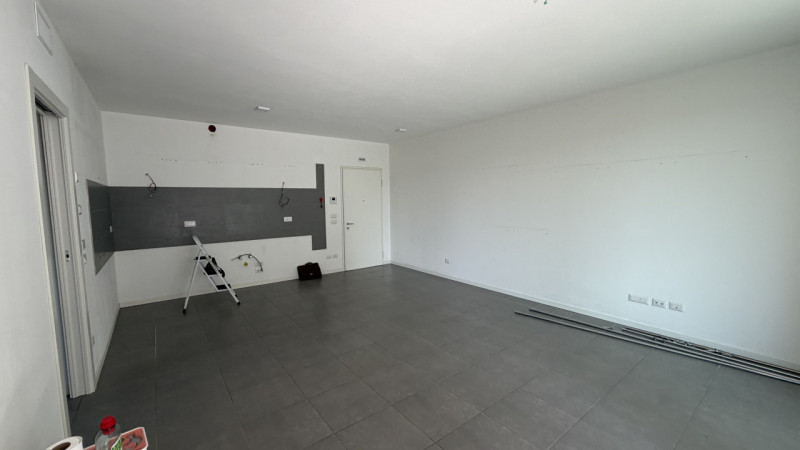 Scopri il tuo nuovo nido nel cuore di Perarolo, Vigonza! Ti presentiamo un esclusivo appartamento...