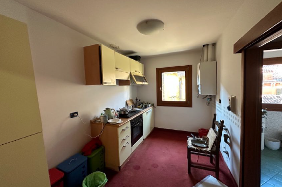 Rif. A.A.358-235

Vendita all'asta - appartamento al 3° piano in data 29 maggio 2026

Descrizione...