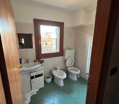 Rif. A.A.358-235

Vendita all'asta - appartamento al 3° piano in data 29 maggio 2026

Descrizione...