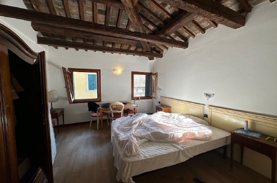 Rif. A.A.358-235

Vendita all'asta - appartamento al 3° piano in data 29 maggio 2026

Descrizione...