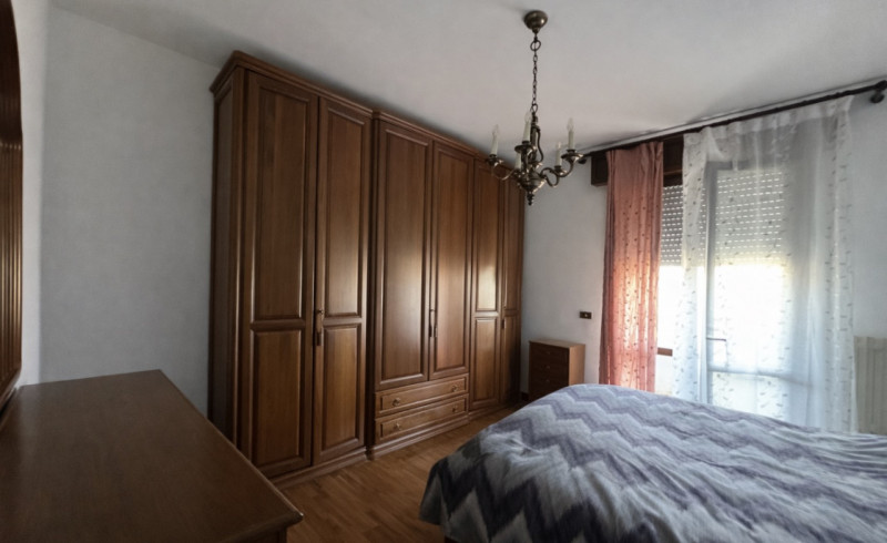 Via Monte Rosa. Centralissimo. Disponibile da luglio.
Canone Euro 1.100 non trattabili. Appartame...