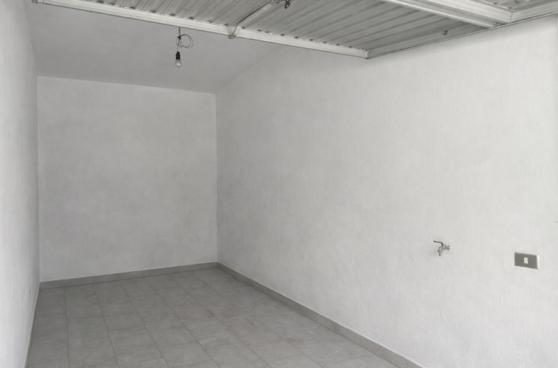 Via Monte Rosa. Centralissimo. Disponibile da luglio.
Canone Euro 1.100 non trattabili. Appartame...