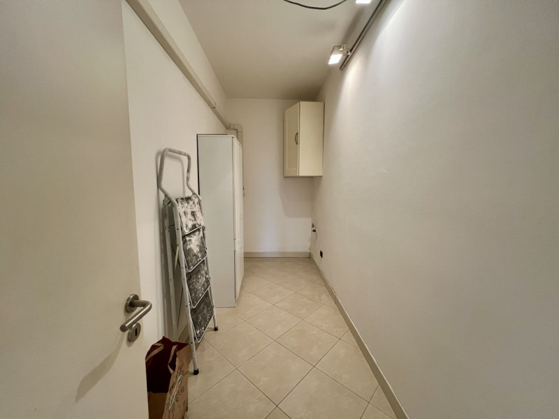 MONTAGNANA, in zona ben servita e comoda tutti i principali servizi al di fuori delle Mura antich...