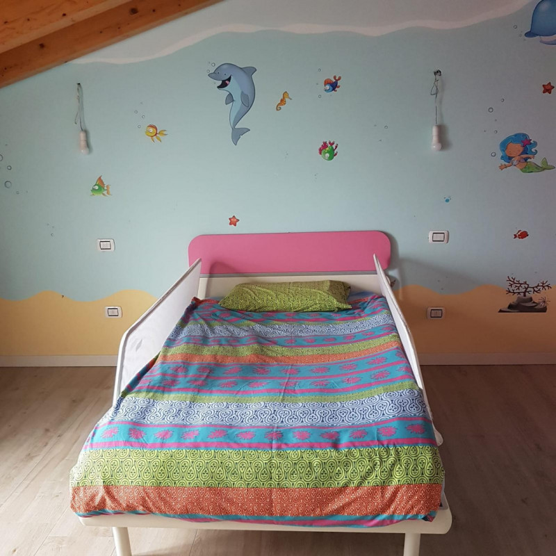 ALBIGNASEGO San Giacomo vendesi appartamento su due livelli primo e sottotetto in un complesso di...