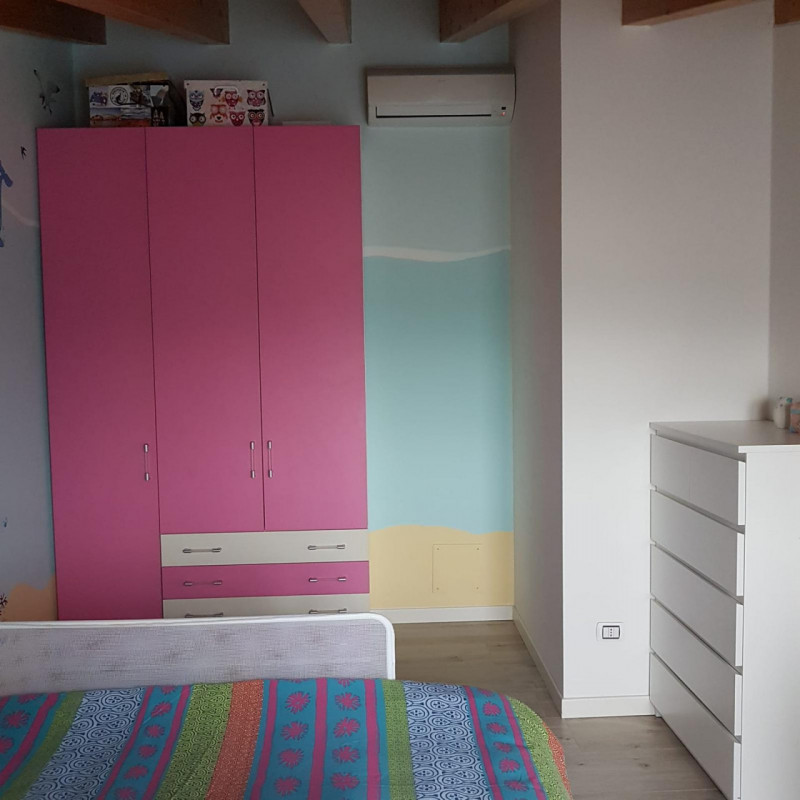 ALBIGNASEGO San Giacomo vendesi appartamento su due livelli primo e sottotetto in un complesso di...