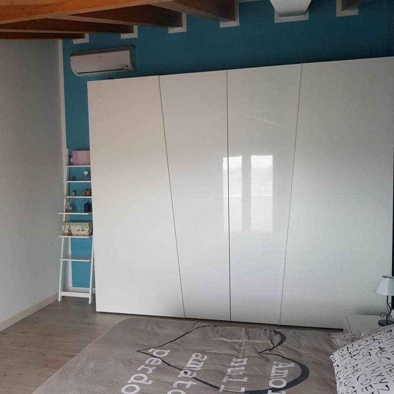 ALBIGNASEGO San Giacomo vendesi appartamento su due livelli primo e sottotetto in un complesso di...