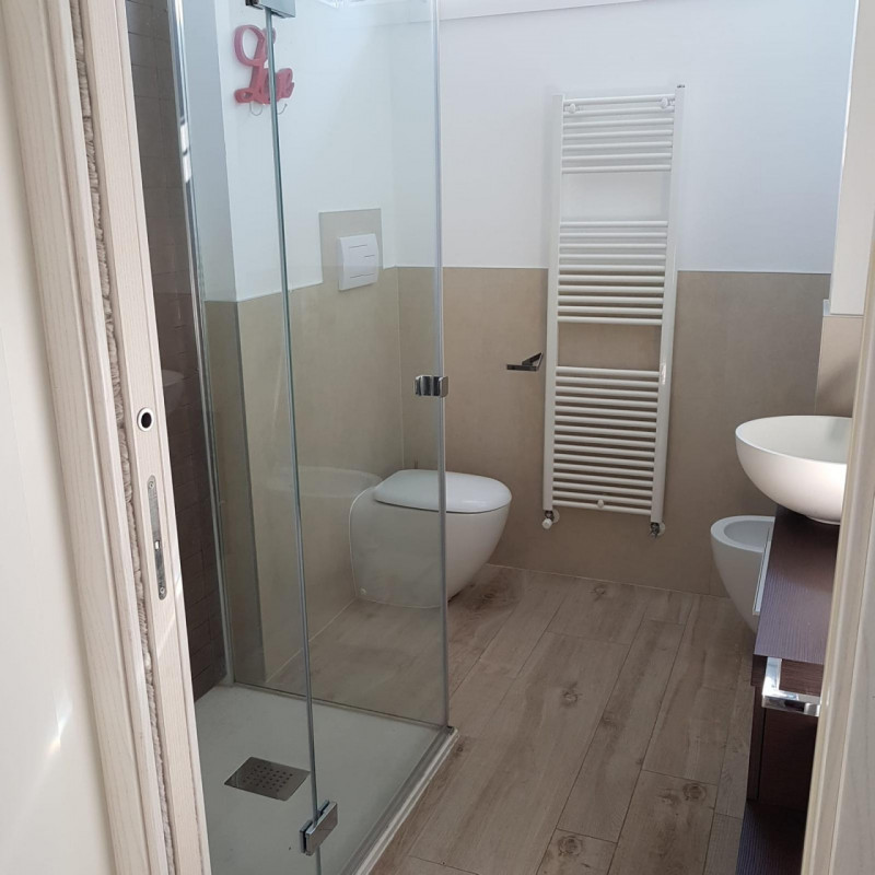 ALBIGNASEGO San Giacomo vendesi appartamento su due livelli primo e sottotetto in un complesso di...