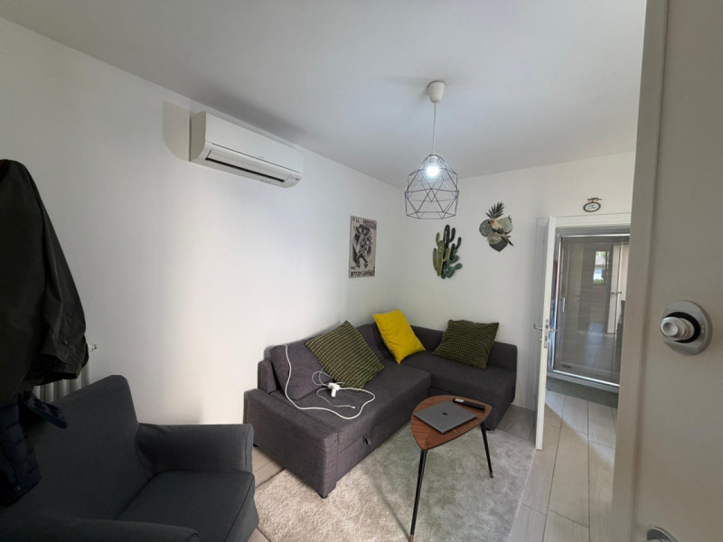 Nel suggestivo contesto dei Colli Euganei, proponiamo in vendita appartamento completamente ristr...