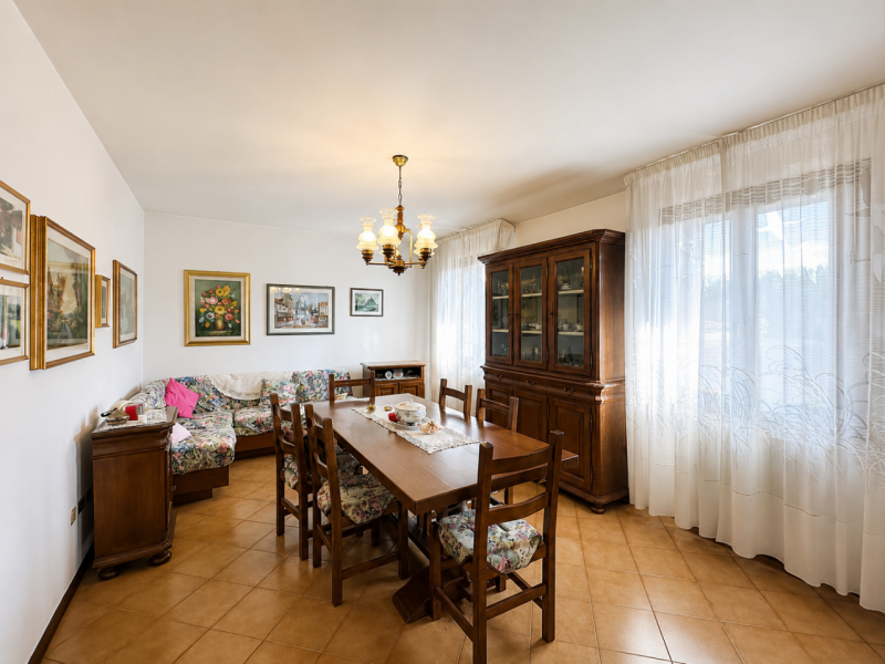 In esclusivo contesto residenziale, tranquillo e riservato, accessibile unicamente ai residenti, ...