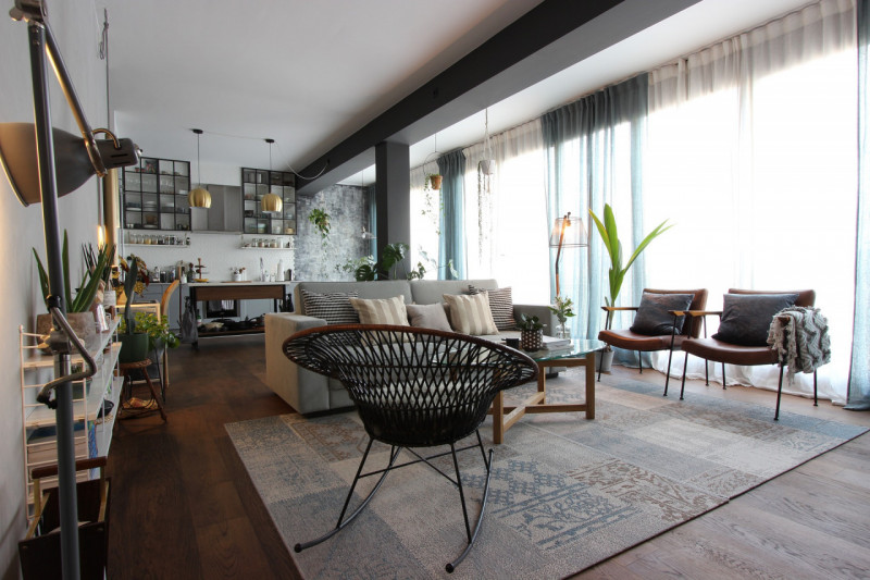 Vendita diretta senza mediazioni su nuova costruzione a sole 4 unità abitative in centro ad Altiv...