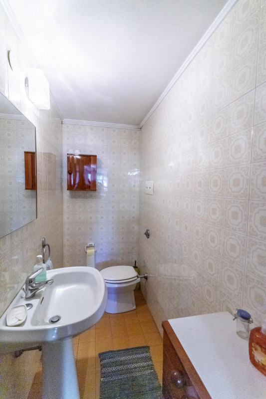Saonara: esclusiva villa singola su più livelli con ampio giardino di proprietà e composta al pia...