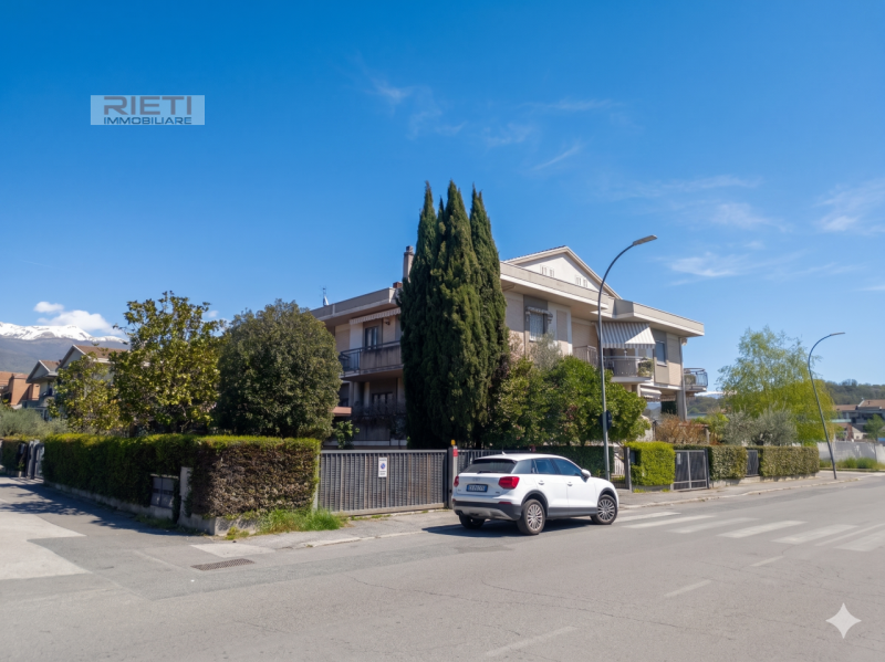 Bi/Tri/Quadrifamiliare in Vendita a Rieti