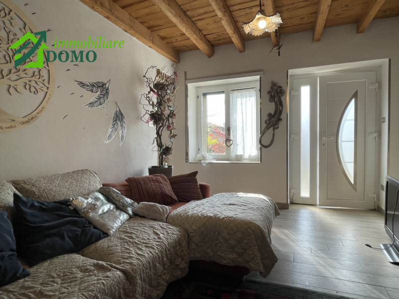 Nel cuore del centro di Santorso, in una zona leggermente collinare che garantisce tranquillità e...