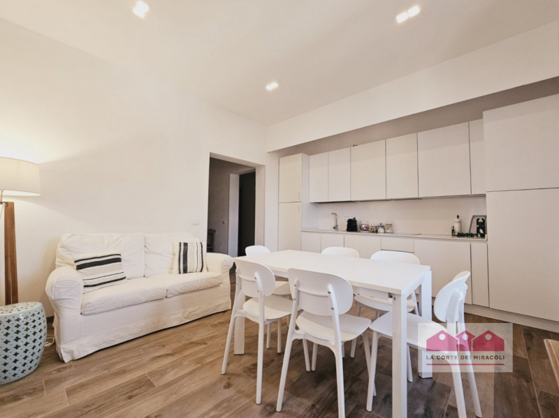 FAVIGNANA CENTRO: SPLENDIDO ATTICO TRICAMERE CON TERRAZZA PANORAMICA, COMPLETAMENTE RISTRUTTURATO...