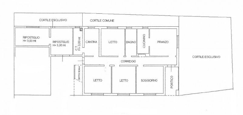 A Este, proponiamo in vendita una porzione di bifamiliare orizzontale da riattare. Questa soluzio...