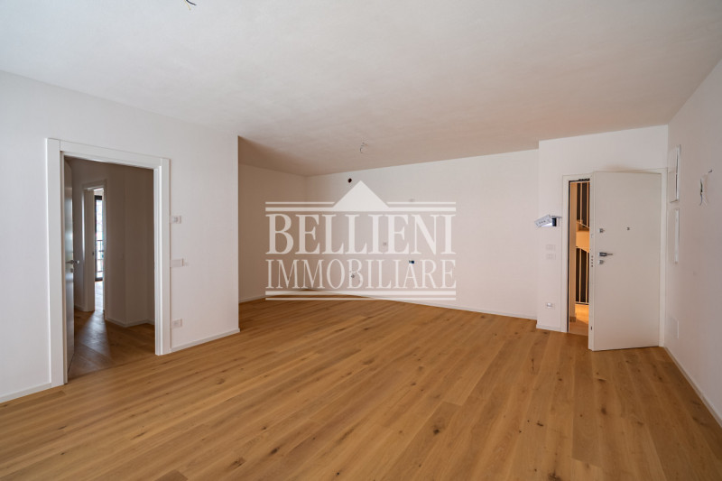 INTERNO VIALE TRENTO - Nel prestigioso residence Le Dimore di Monte Zovetto proponiamo in vendita...